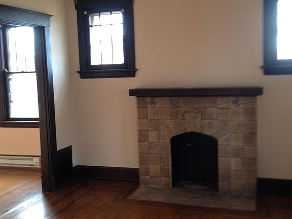 4th image of 808 Pedretti Ave #1