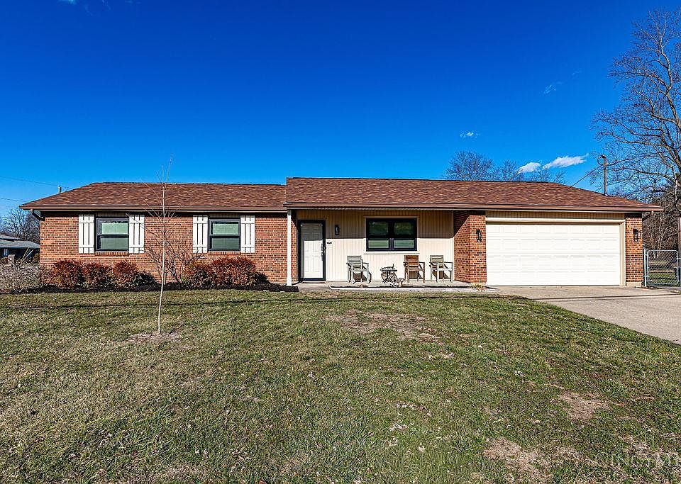 1st image of 5720 Lake Circle Dr