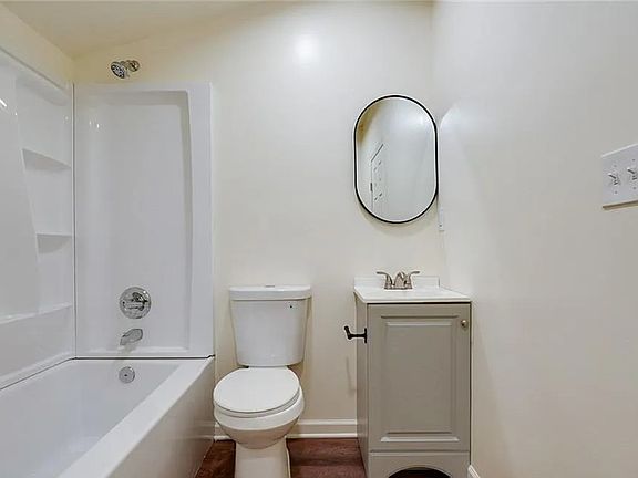 4th image of 11420 E Simpson Ave #B
