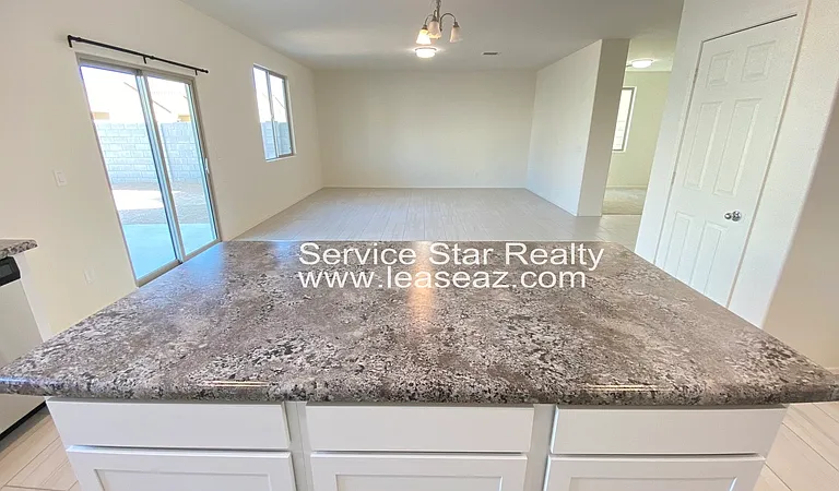 10426 W Cordes Rd — Photo 11