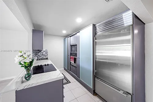 543 SW 61st Ter #1 Photo 1