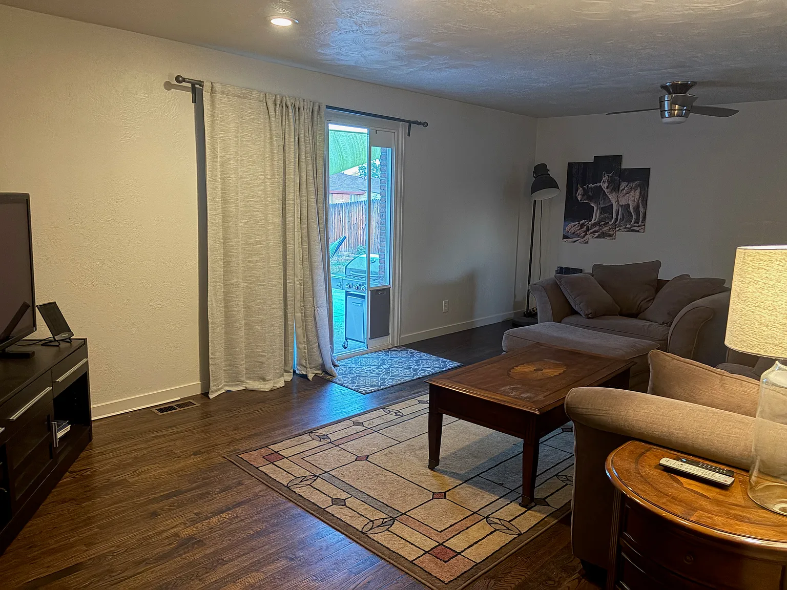 4 bed, 2430 sqft, $850 — Photo 4