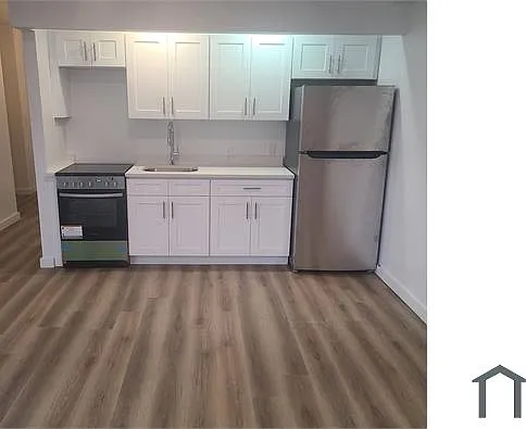 3 bed, $3,753 — Photo 1
