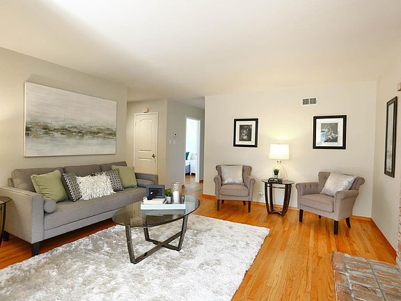 4th image of 6862 Westmoor Way
