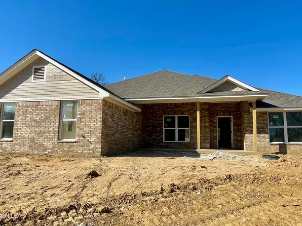 80 Farley Rd, Byhalia, MS 38611