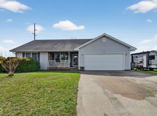 457 Cornerstone Ave, Seymour, IN 47274