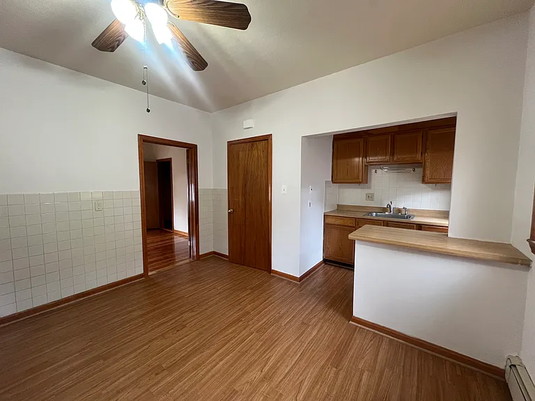 4 Boston Ave #6 — Photo 25