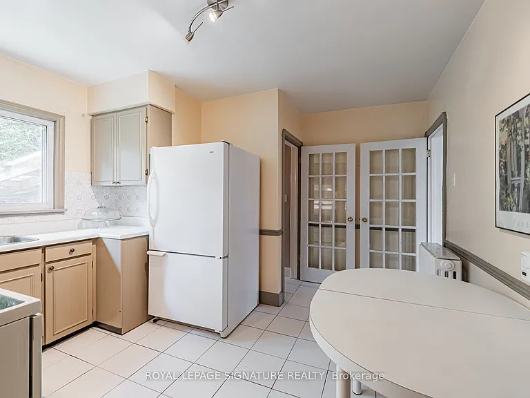 59 Parkview Hill Cres — Photo 13