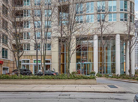 2nd image of 345 N Lasalle St #509
