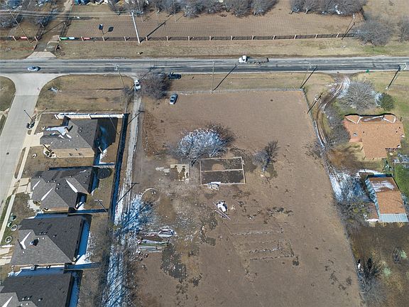 5th image of 900 E Beltline Rd