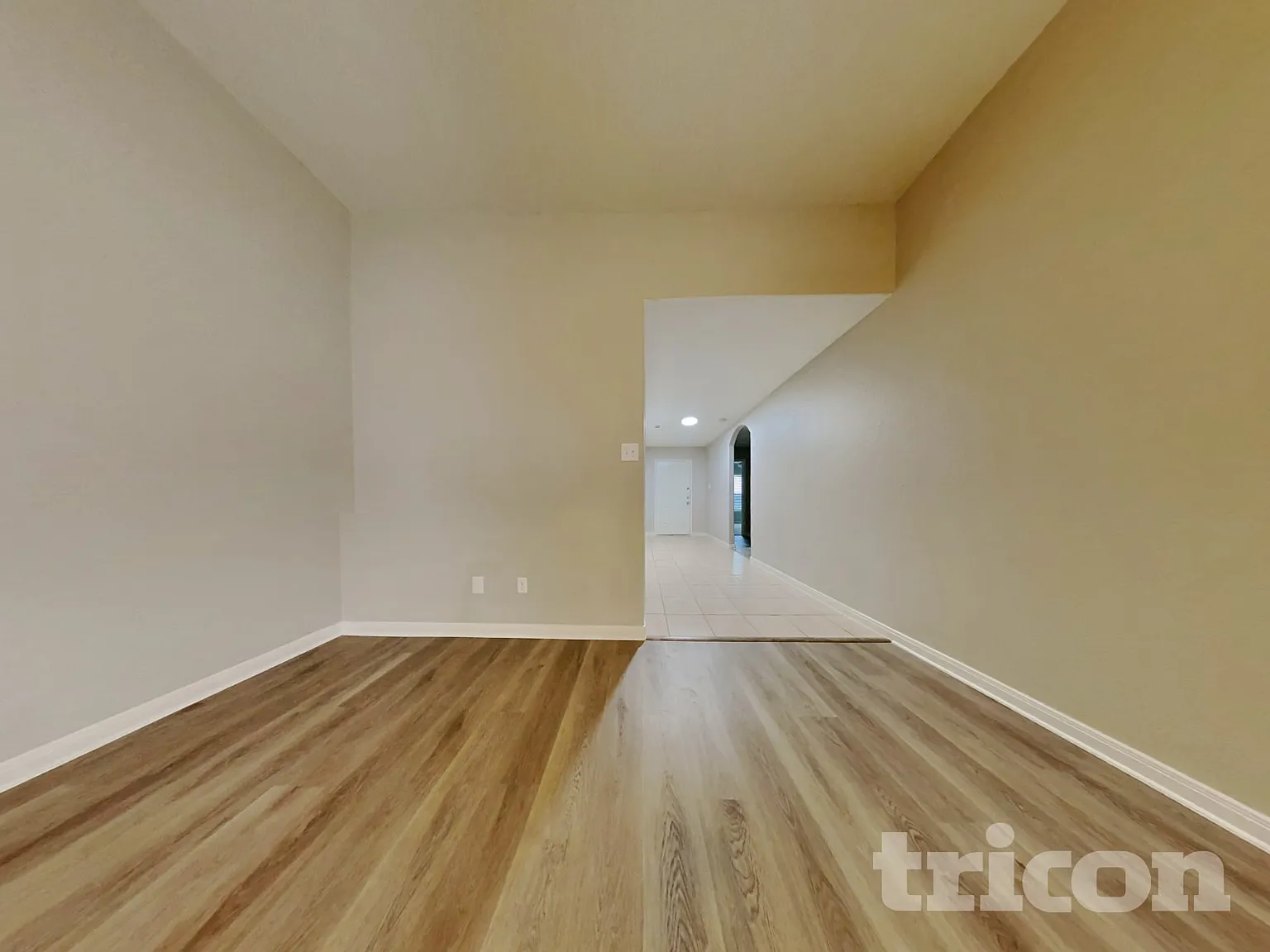 120 Dodge City Court Newark TX — Photo 2