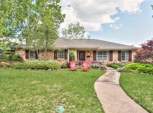 9854 Ridgehaven Dr, Dallas, TX 75238