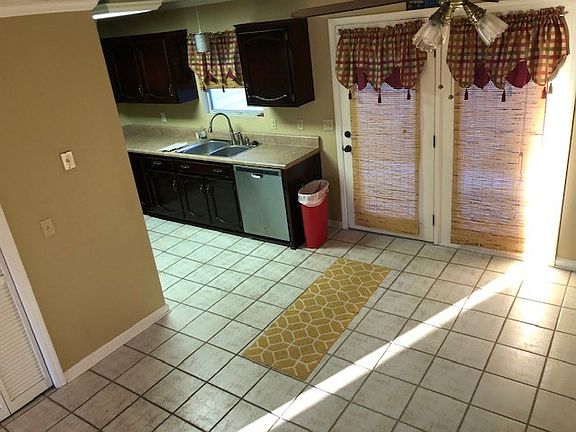 3rd image of 202 Richland Ave
