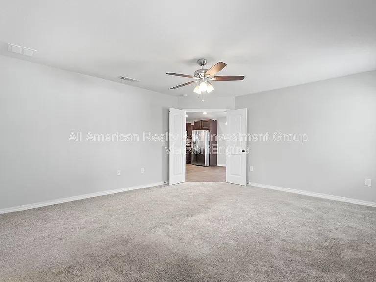 2432 Frontera St — Photo 15