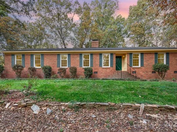 211 Ridgewood Dr, Monroe, NC 28112