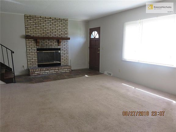 Living Room w/ entryway