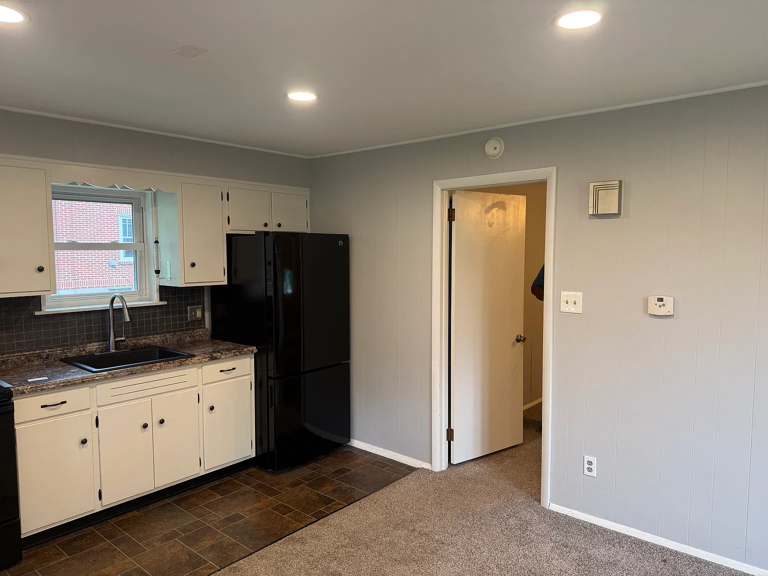 513 Jefferson St — Photo 4