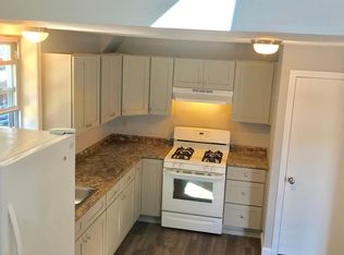 42 Cole St, Bristol, RI 02809