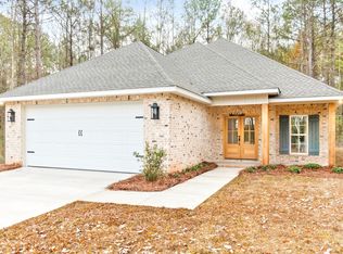 33 Will Brown Ln, Sumrall, MS 39482