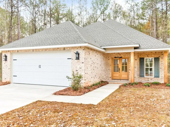 33 Will Brown Ln, Sumrall, MS 39482