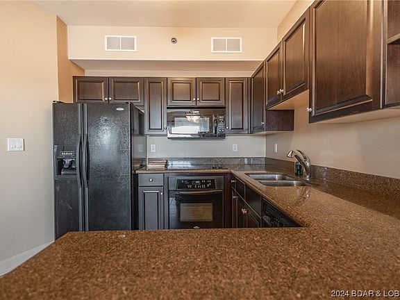 3rd image of 41 Avila Cir #15119