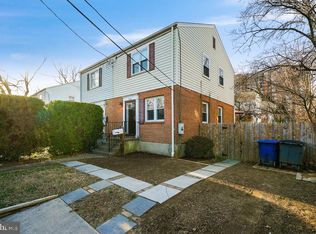 5710 Fenwick Dr, Alexandria, VA 22303