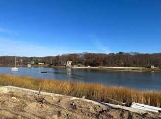 151 Centershore Rd APT B, Centerport, NY 11721