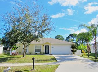 711 Carlyle Ave SE, Palm Bay, FL 32909