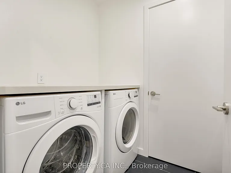 301 Keele St #1 — Photo 41