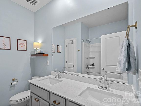 3rd image of 3941 Isenhour Rd