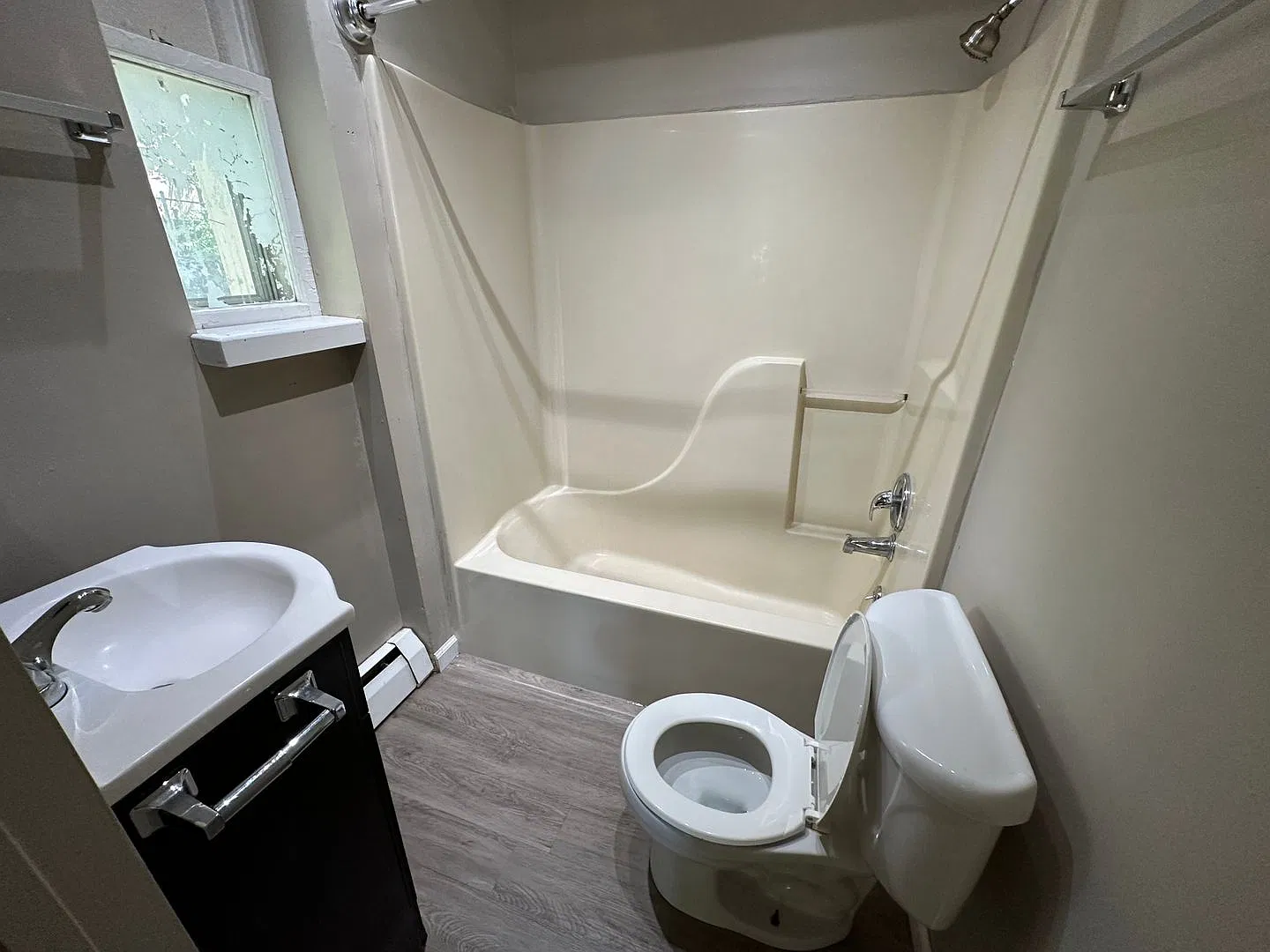 119 Stewart Ave — Photo 3
