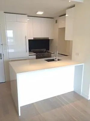 Rented by R New York | media 2