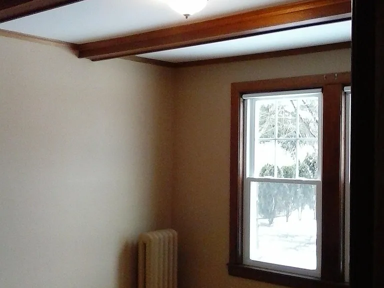 Middle Bedroom