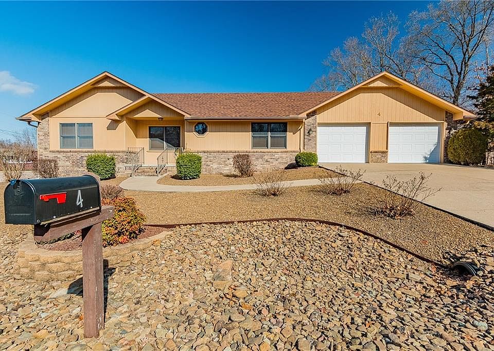 1st image of 4 Cheddar Dr