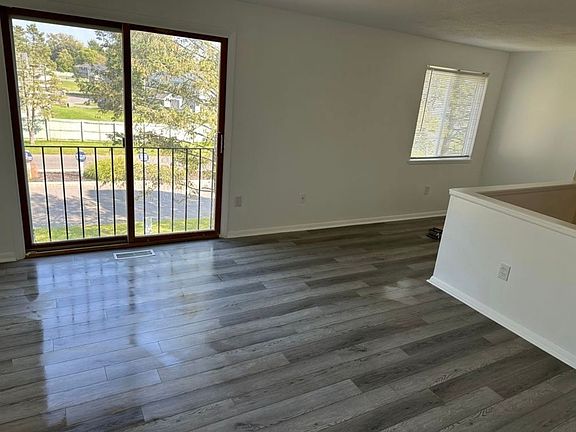 4th image of 3754C Helios Ct