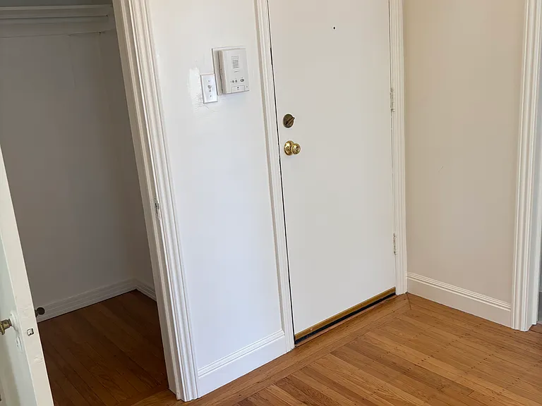 Foyer includes closet