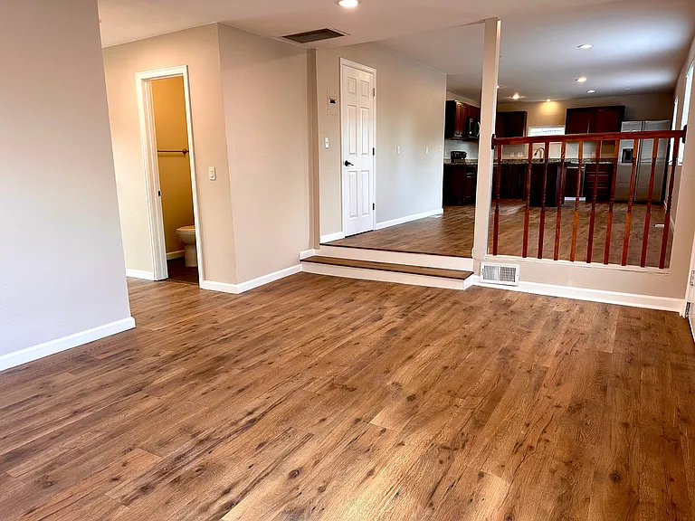 898 Oswego St — Photo 25