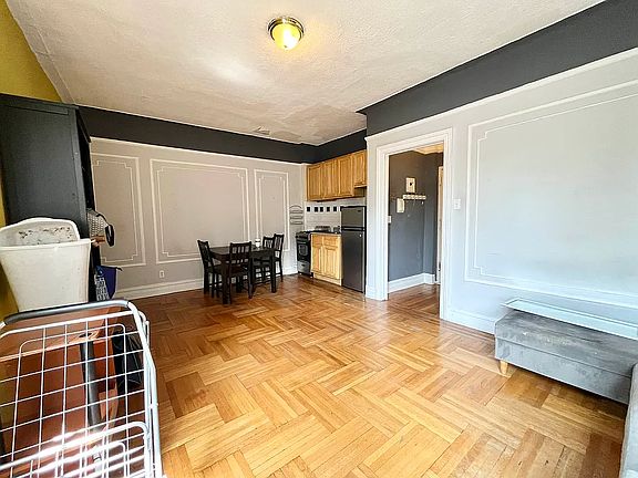 3rd image of 530 Parkside Ave APT 3J