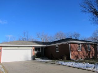 548 Trail Ridge Rd, Lincoln, NE 68505