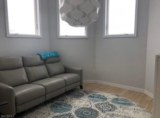 61 Main St, Sparta, NJ 07871