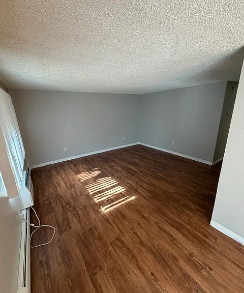 Crestview Apartments — Photo 65
