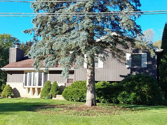 2nd image of 37830 N Manor Ave