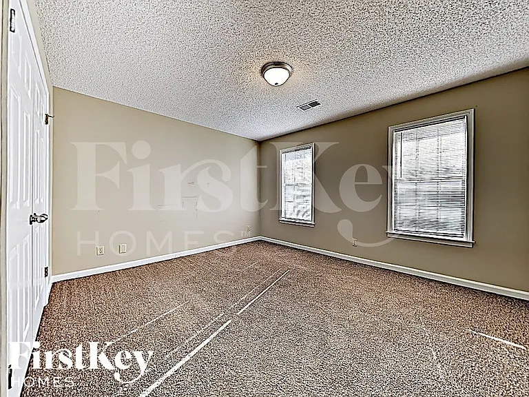 3718 Old Creek Cv — Photo 12