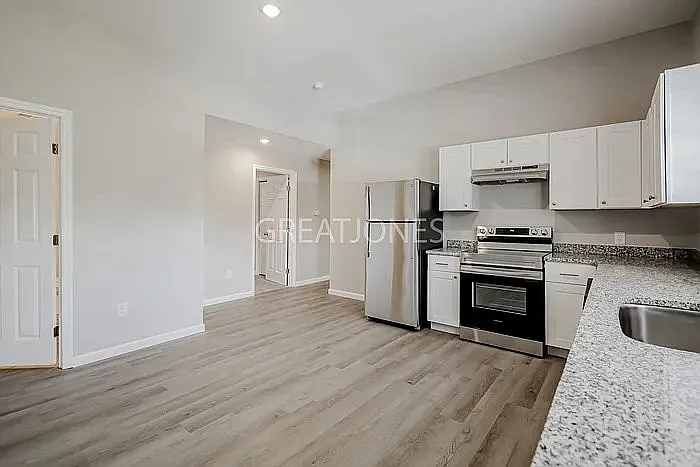 4 bed, 2.0 bath, 1529 sqft, $1,497 — Photo 3
