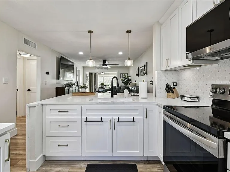 9032 Mission Oaks Blvd #F — Photo 9