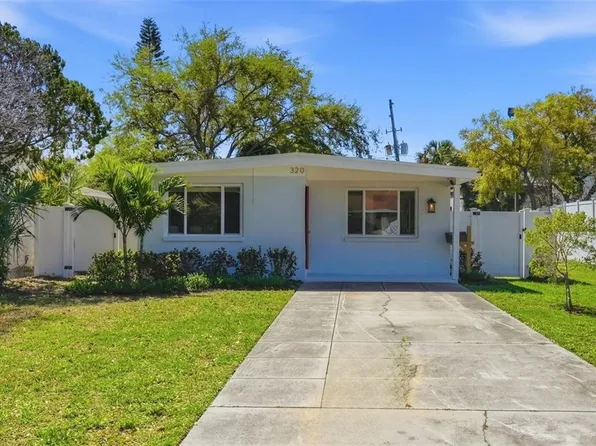 320 93rd Ave N, Saint Petersburg, FL 33702