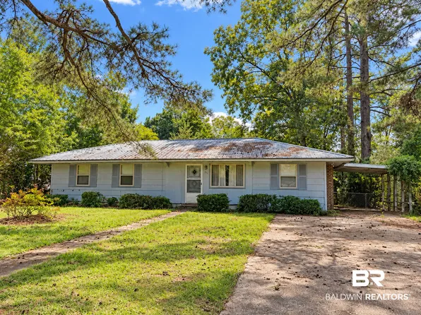 211 Dawson St, Brewton, AL 36426