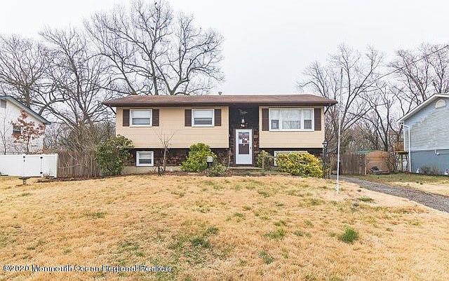 1st image of 581 Fountain Dr