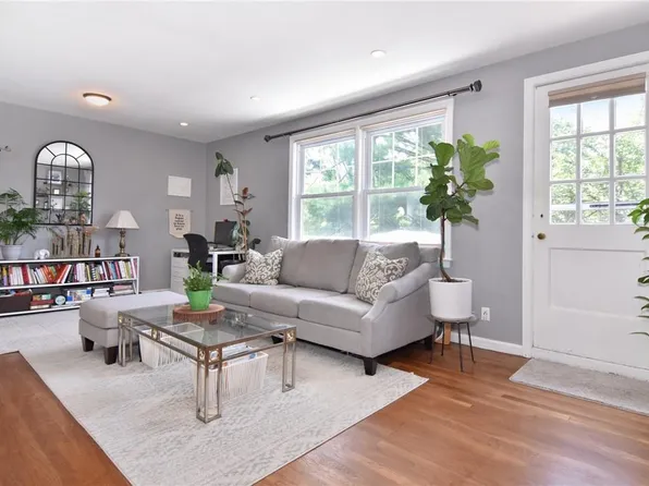 100 Cedar Street #12-A2, Dobbs Ferry, NY 10522