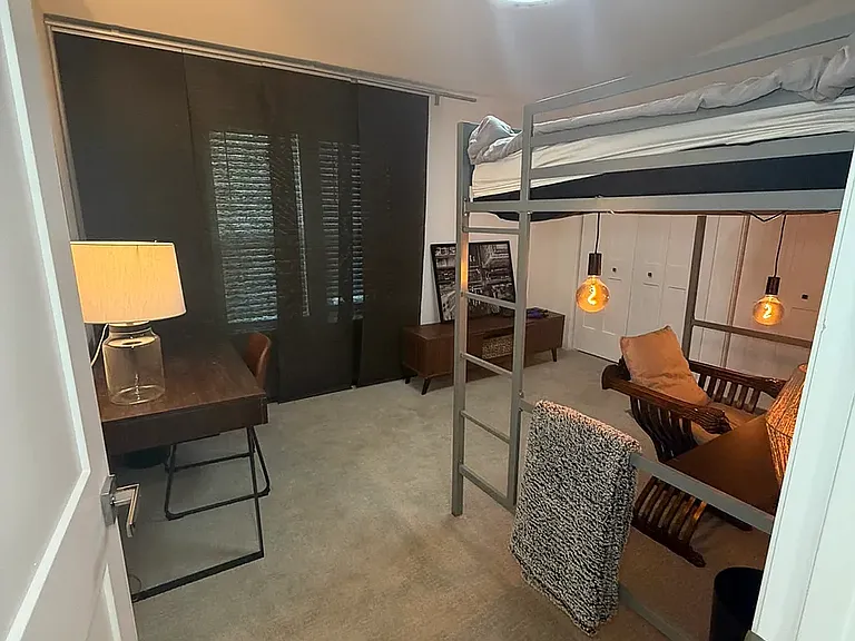 2718 Old Field Dr #302 — Photo 38